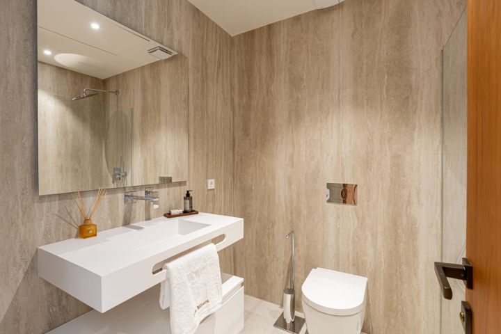 Villa Miura - 4-Bedroom Luxury Villa in the New Golden Mile, Estepona