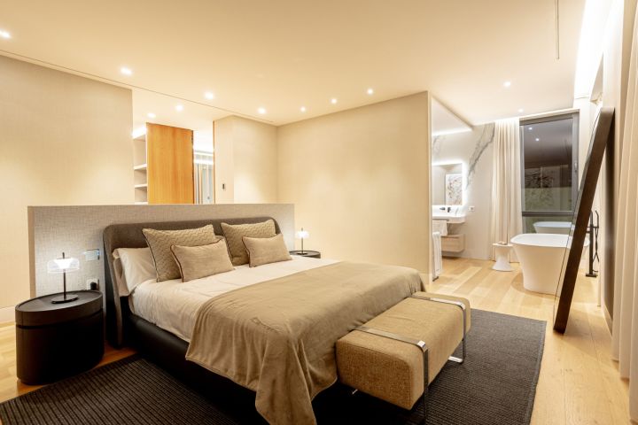 Villa Miura - 4-Bedroom Luxury Villa in the New Golden Mile, Estepona