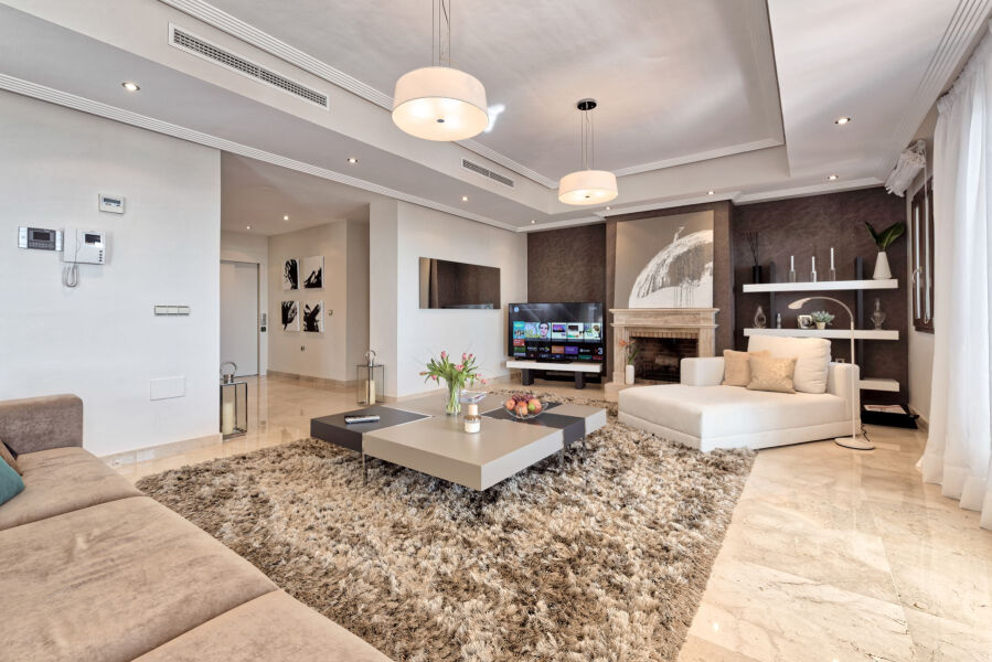 Benahavis Hills Country Club - White Mountain Andalusian-Style Residence
