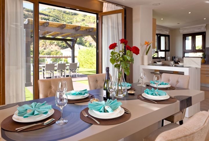 Benahavis Hills Country Club - White Mountain Andalusian-Style Residence