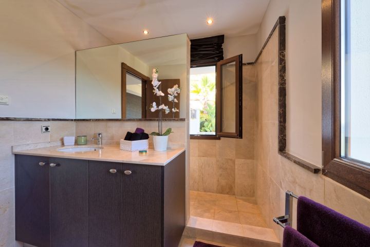 Benahavis Hills Country Club - White Mountain Andalusian-Style Residence