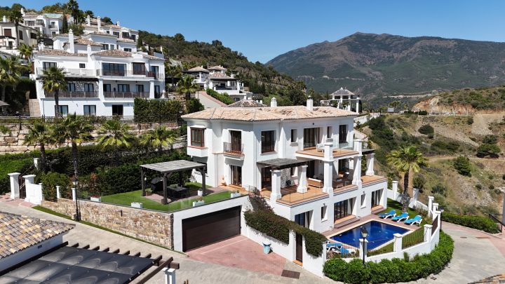 Benahavis Hills Country Club - White Mountain Andalusian-Style Residence