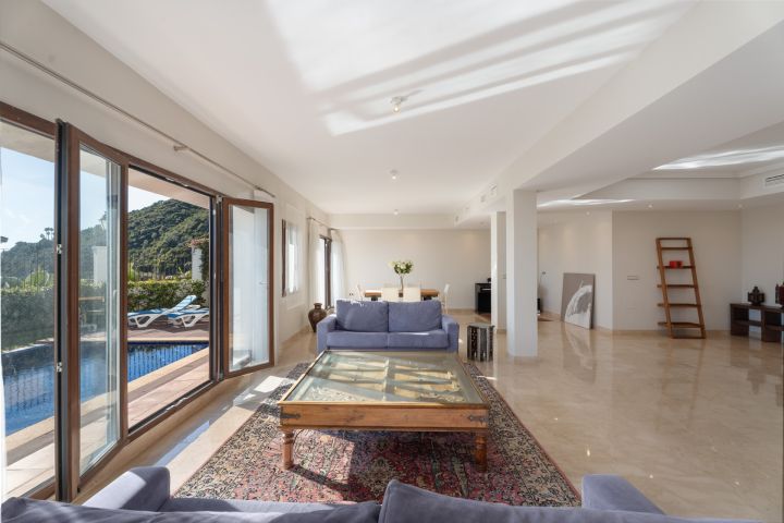 Benahavis Hills Country Club - White Mountain Andalusian-Style Residence