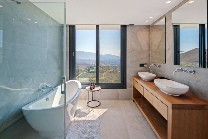 Villa La Mairena - Incredible Villa with Panoramic Views