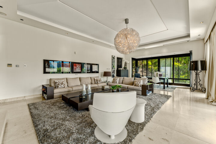 Villa Tilo - Luxury Mediterranean Villa in La Zagaleta
