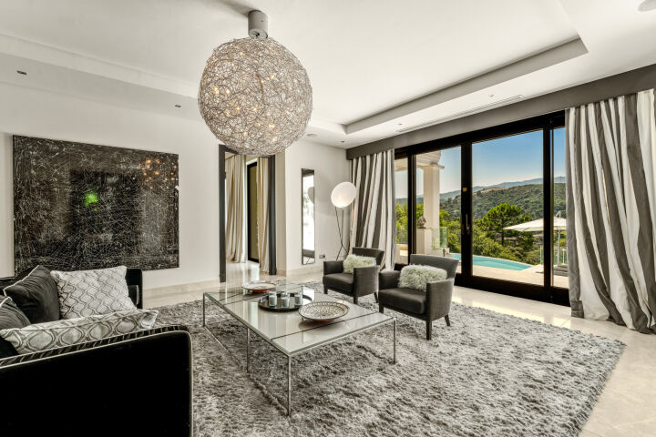 Villa Tilo - Luxury Mediterranean Villa in La Zagaleta