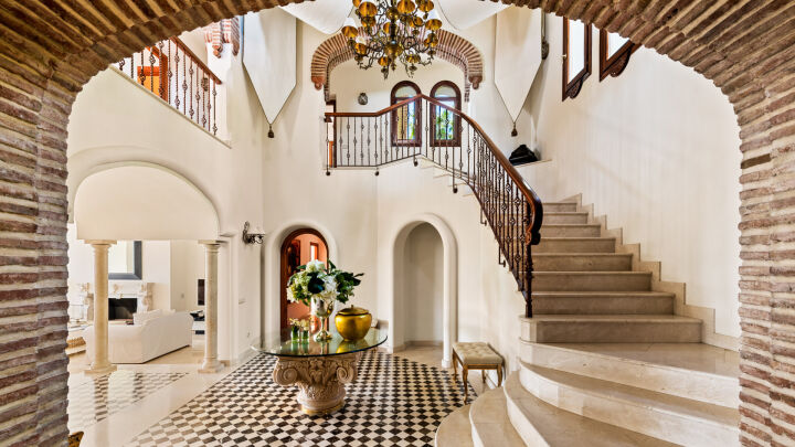 Villa Serenata - A Classic Mediterranean Villa Above Marbella's Golden Mile