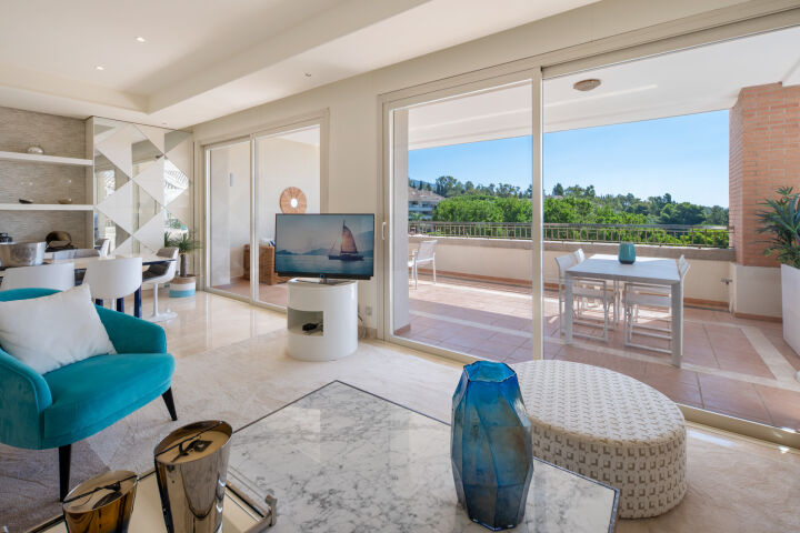 La Trinidad 224 - Turnkey three-bedroom apartment with sea views in La Trinidad, Marbella Golden Mile