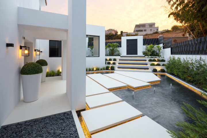 Casiopea 24 - Luxury Property featuring Modern Design in Nueva Andalucia