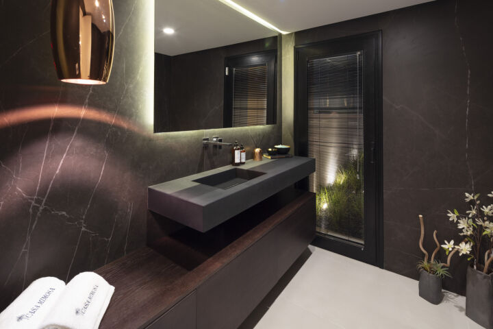Casiopea 24 - Luxury Property featuring Modern Design in Nueva Andalucia