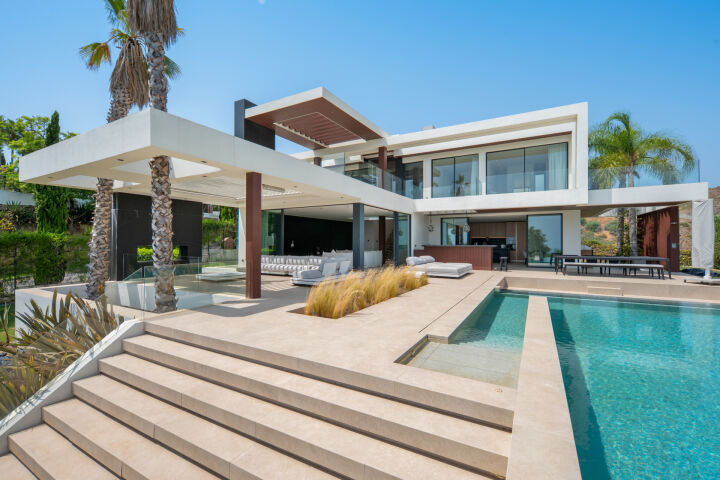Villa Spectre - Modern Villa in Los Flamingos