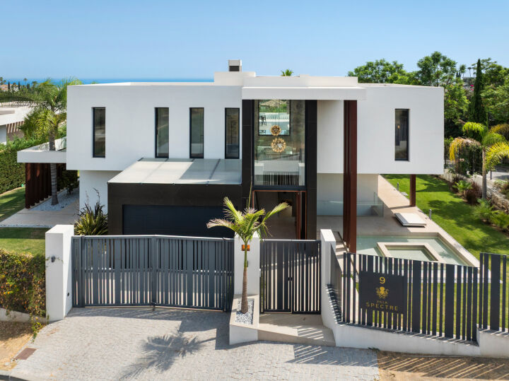 Villa Spectre - Modern Villa in Los Flamingos