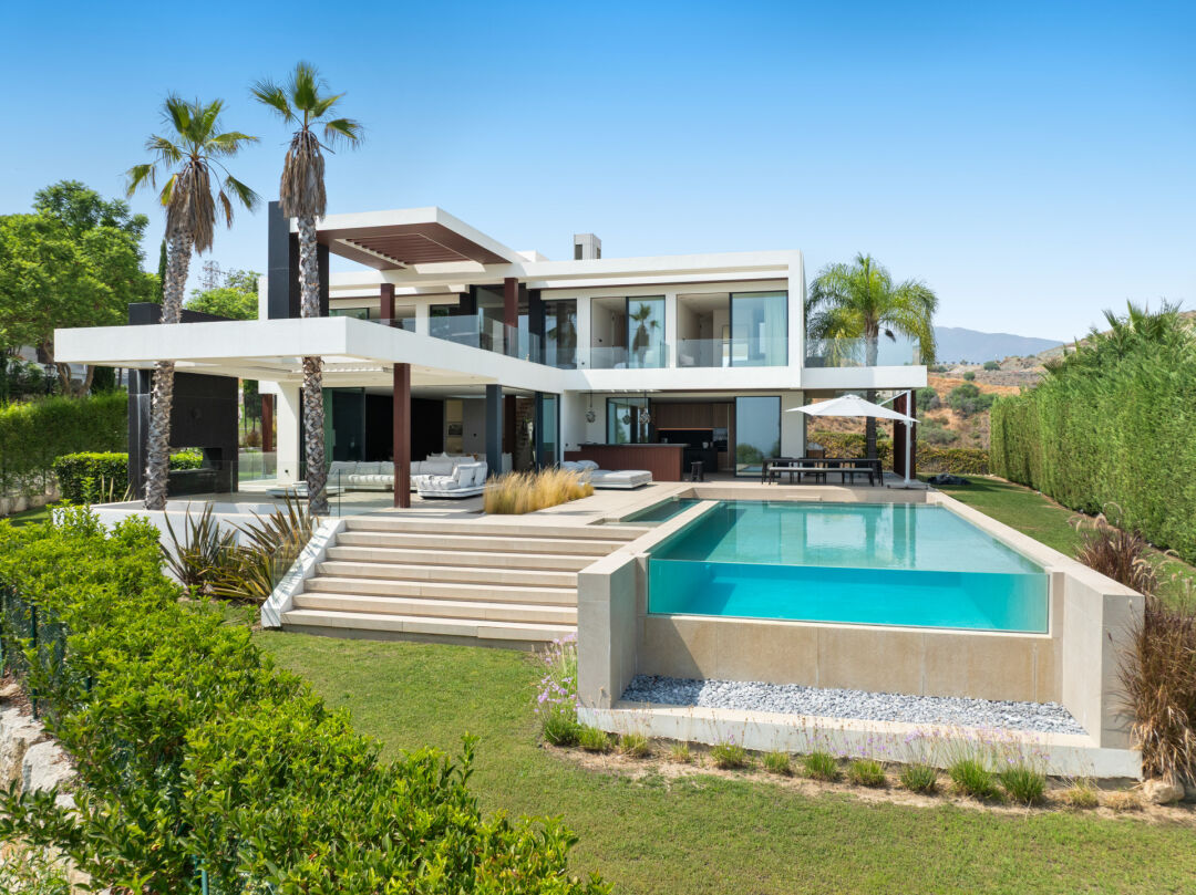 Villa Spectre - Modern Villa in Los Flamingos