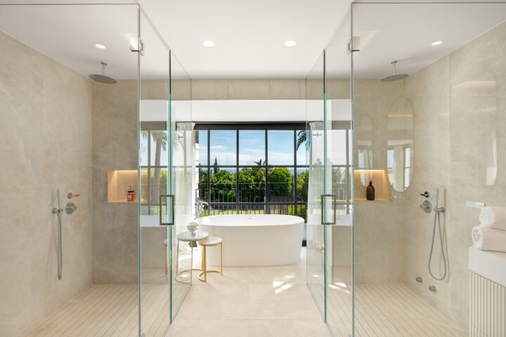 Villa Marusha - Sophisticated Andalusian Villa with Modern Design in Sierra Blanca