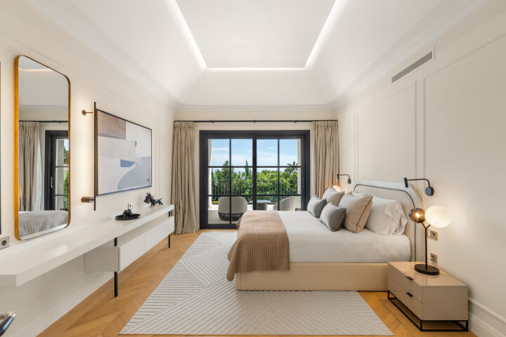 Villa Marusha - Sophisticated Andalusian Villa with Modern Design in Sierra Blanca