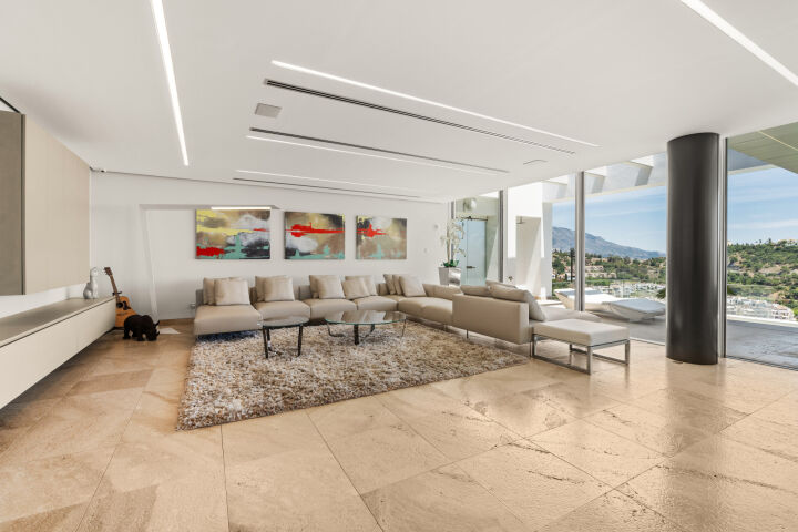 Villa Kasia - Modern Residence Framed by Sea and Mountain Views