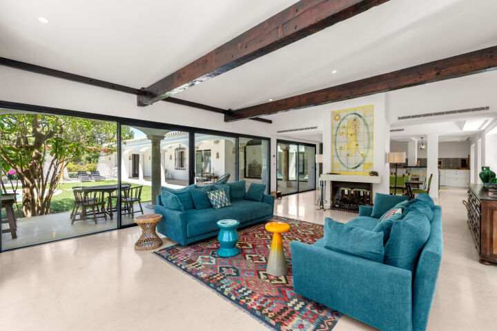 Villa Jori - Classic Andalusian Villa in Guadalmina Baja