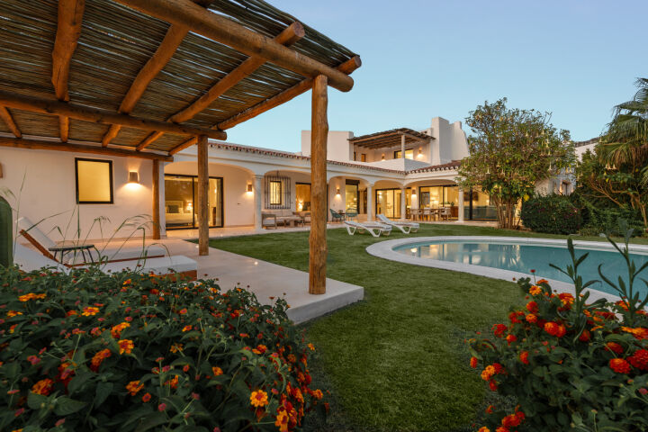 Villa Jori - Classic Andalusian Villa in Guadalmina Baja