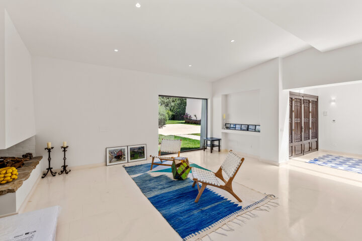 Villa Jori - Classic Andalusian Villa in Guadalmina Baja