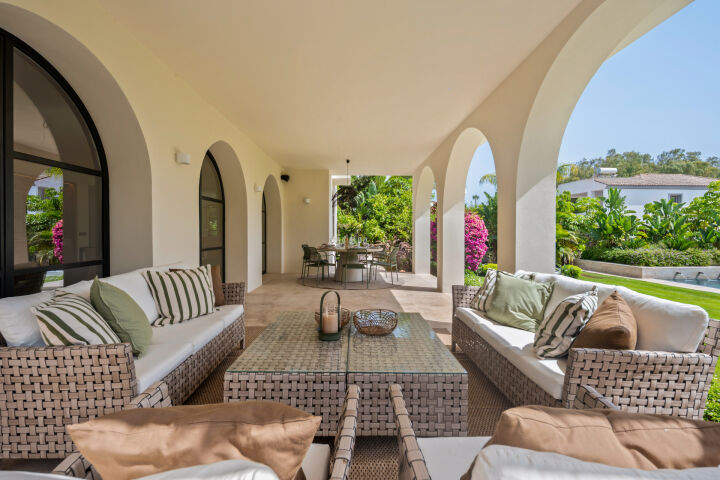 Linda Vista 240 - Charming Villa with Contemporary Flair