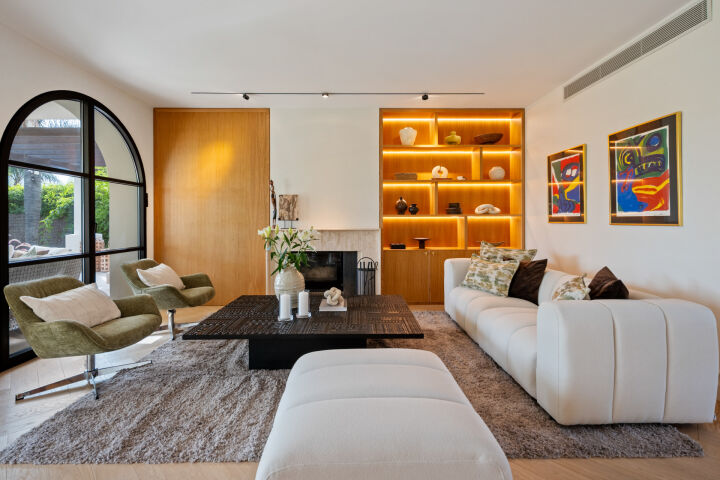 Linda Vista 240 - Charming Villa with Contemporary Flair