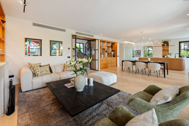 Linda Vista 240 - Charming Villa with Contemporary Flair
