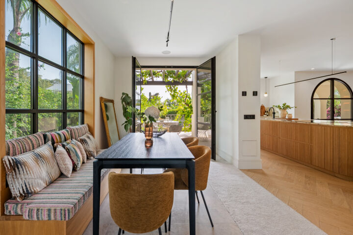 Linda Vista 240 - Charming Villa with Contemporary Flair