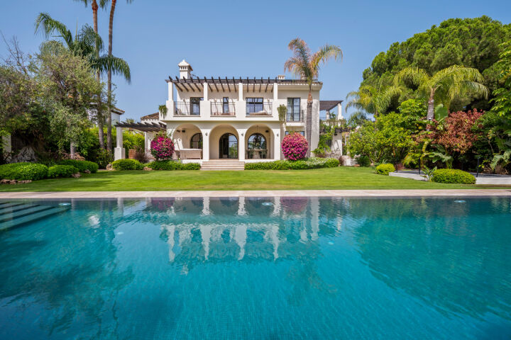 Linda Vista 240 - Charming Villa with Contemporary Flair