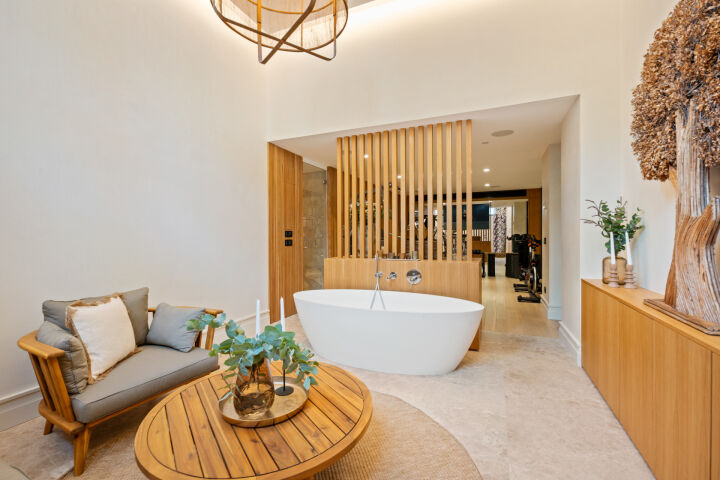 Linda Vista 240 - Charming Villa with Contemporary Flair
