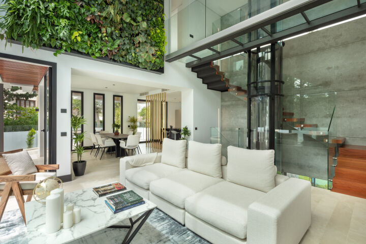 Villa Cypress - Impressive Property with Panoramic Views