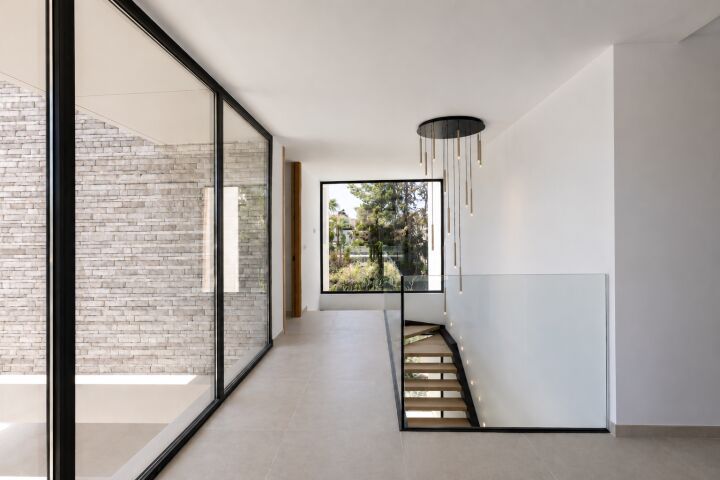 Pavilions 1 - New-Build Villa Steps from the Beach