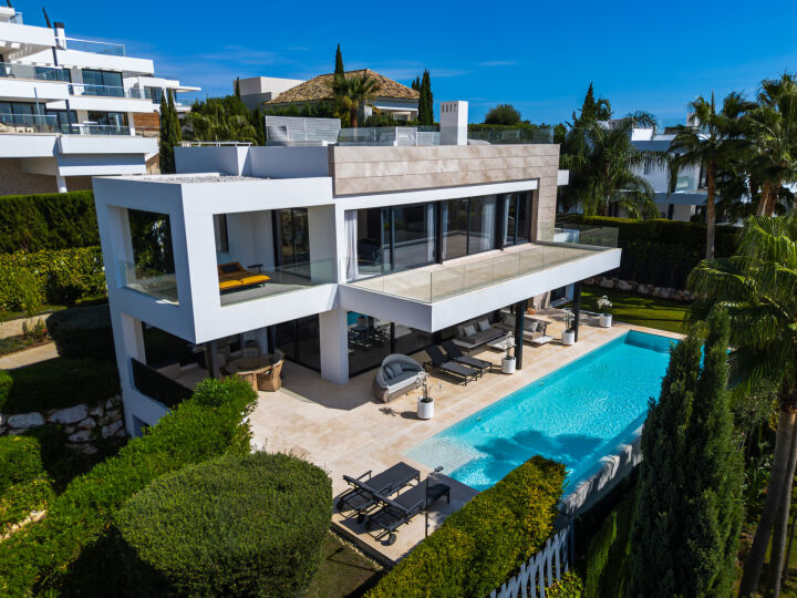 Los Olivos 14 - Luxurious Home in a Gated Community in Nueva Andalucia