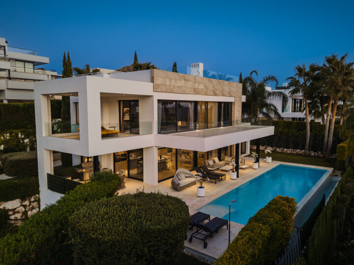 Los Olivos 14 - Luxurious Home in a Gated Community in Nueva Andalucia