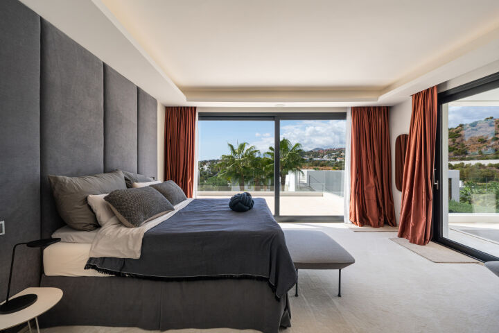 Los Olivos 14 - Luxurious Home in a Gated Community in Nueva Andalucia