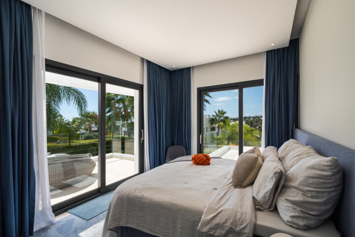 Los Olivos 14 - Luxurious Home in a Gated Community in Nueva Andalucia