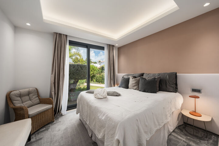 Los Olivos 14 - Luxurious Home in a Gated Community in Nueva Andalucia