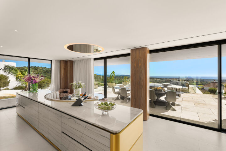 Villa Aldebaran - High-End Contemporary Villa with Panoramic Views in La Reserva, Sotogrande