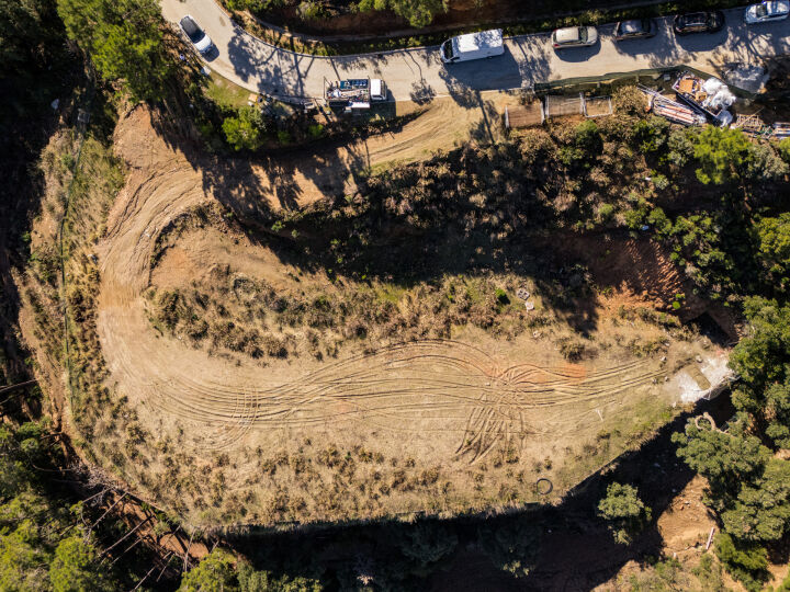 The Net - Plot in La Zagaleta - Southeast-Facing Plot with Approved Project in La Zagaleta