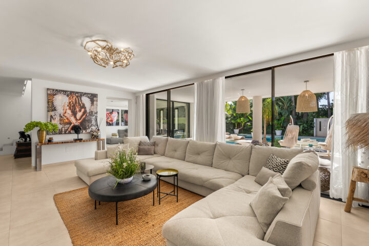 Isla Brisa - Elegant Golf Front Property in Las Brisas, Nueva Andalucía
