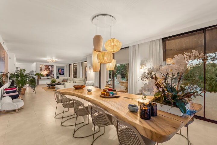 Isla Brisa - Elegant Golf Front Property in Las Brisas, Nueva Andalucía