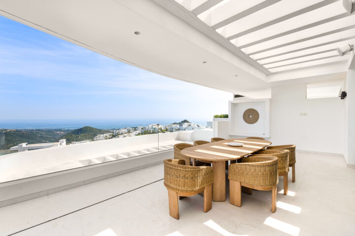 Granados 421 - Modern Apartment with Panoramic Sea & Mountain Views