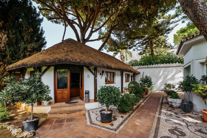 Casa Flora - Charming Mediterranean Villa in Marbella Golden Mile