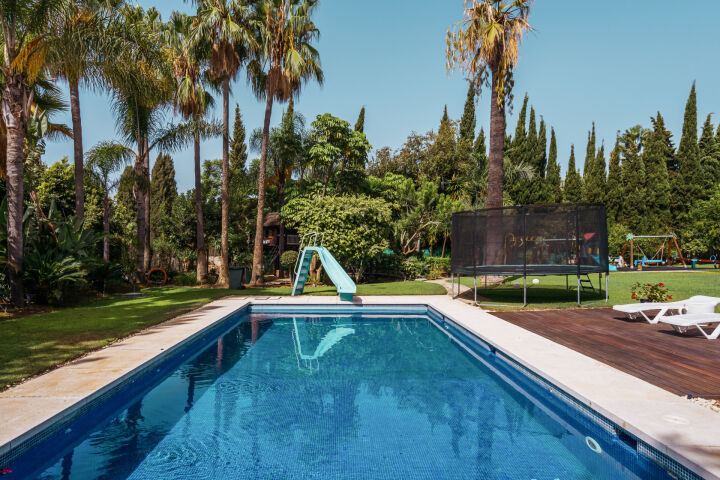Casa Flora - Charming Mediterranean Villa in Marbella Golden Mile