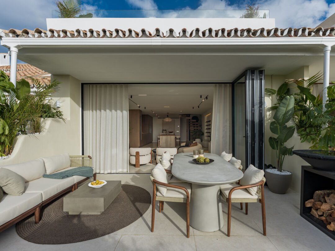 Casa Suma - Beautifully Designed Townhouse in Aloha, Nueva Andalucía
