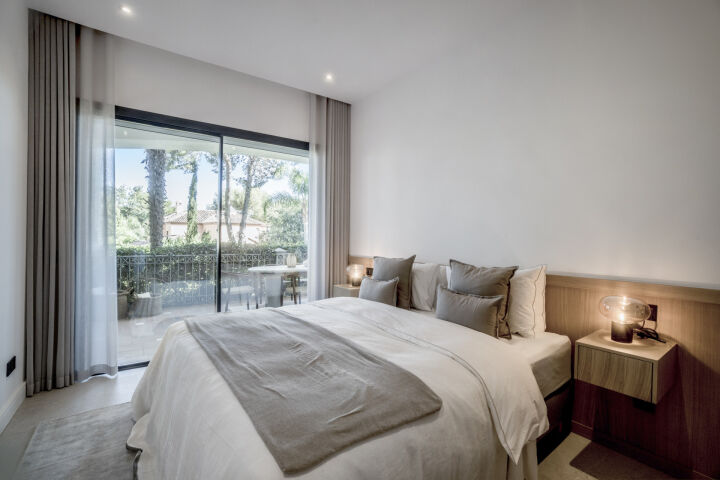 Altos Reales 1 - Newly renovated property in Altos Reales, Marbella Golden Mile