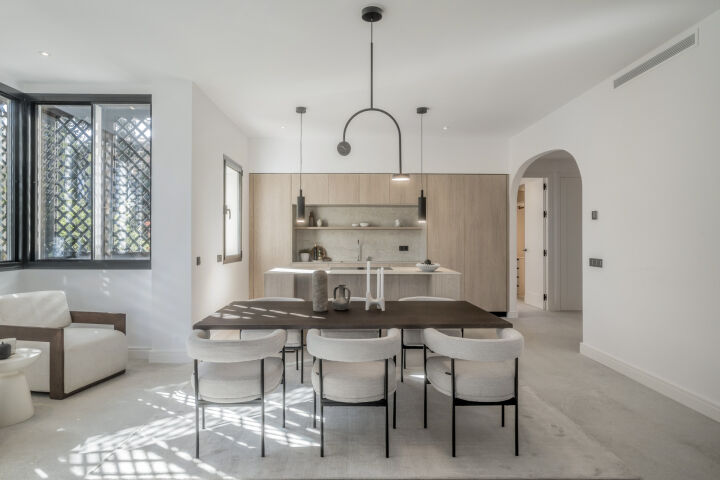 Altos Reales 1 - Newly renovated property in Altos Reales, Marbella Golden Mile