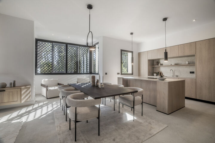 Altos Reales 1 - Newly renovated property in Altos Reales, Marbella Golden Mile