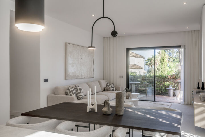 Altos Reales 1 - Newly renovated property in Altos Reales, Marbella Golden Mile