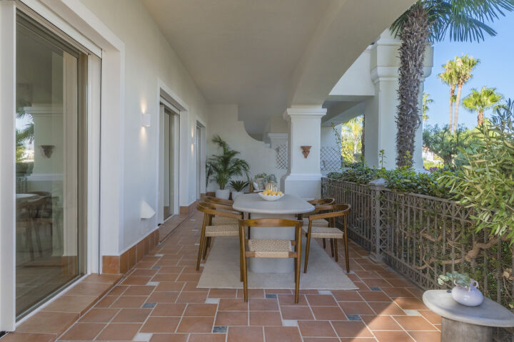 Altos Reales 1 - Newly renovated property in Altos Reales, Marbella Golden Mile