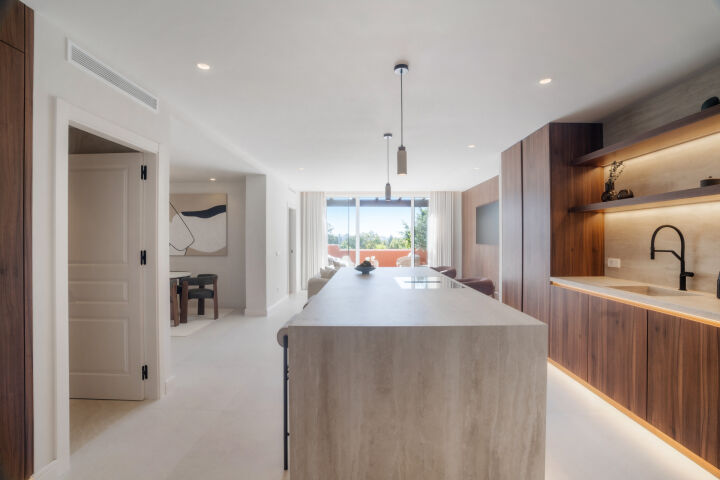 Alminar 911 - A Sophisticated Duplex Penthouse in Alminar de Marbella, Nueva Andalucia